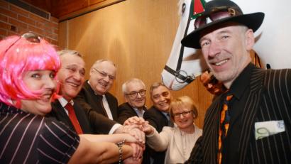 Sowohl in Weiden als auch in Neustadt können sich die Verhandler auf einen Preis einigen.	Bild: Schönberger (2)