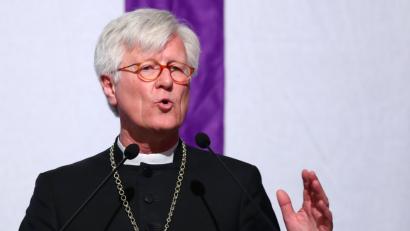 "Ich bin sehr stolz auf meine bayerische Landeskirche für die Art, wie diese Diskussion geführt worden ist." Zitat: Landesbischof Heinrich Bedford-Strohm