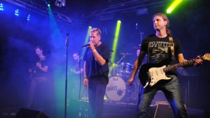 Die "Bad Habits" unterhielten mit Top-Coverrock bin in die frühen Morgenstunden