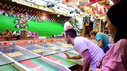 Von Freitag, 19. , bis Sonntag, 27. Mai, ist auf der Pfingstdult wieder allerhand geboten.  	Bild: Petra Hartl