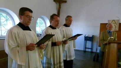 Eine ganz besondere musikalische Gestaltung genießen die evangelischen Gläubigen im Gottesdienst zu "Exaudi": Die Chorschola Weiden ist zu Gast. 	Bild: rn