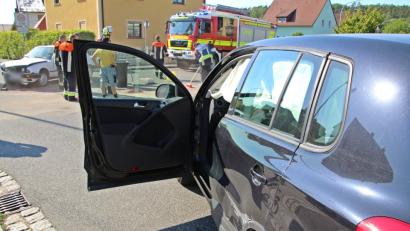 Beim Verkehrsunfall in Grafenwöhr entsteht an den beteiligten Fahrzeugen Schaden von etwa 7500 Euro.	Bild: jma