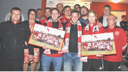 Abteilungsleiter Sven Stock dankte Karin Eckl, Michael Weig, Jaroslav Safir, Marco Geier, SR Lorenz Zwick (von links).