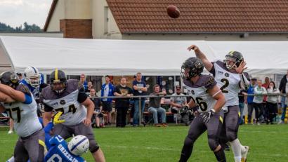 Mit 30:24 gewannen die Amberg Mad Bulldogs bei den starken Grizzlies in Ansbach.