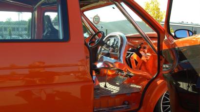 Puristisch elegante Umbauten gibt es beim Racingday zu bestaunen.