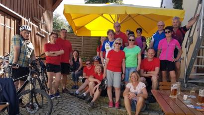 Das frühlingshafte Wetter nutzen die Pistenschwinger Gößenreuth für eine Radtour von Grafenwöhr nach Kirchenthumbach.  	Bild: mor