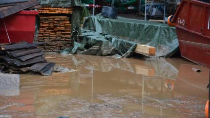 Bild: jr
Auch die Baustelle Schafferhof stand unter Wasser.