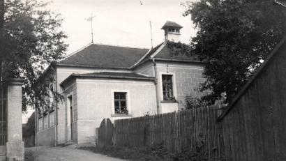 Bild: Neumann, Jochen [NJN] (jochen.neumann@erbendorf.de)
Die damalige Kinderbewahranstalt in der Asylstraße um 1925.