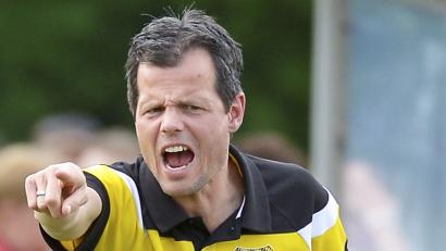 Bild: Ziegler
Thorsten Baierlein, der Trainer des SV Hahnbach, weilt im Urlaub und kommt erst am Abend vor dem neu angesetzten Spiel zurück.
