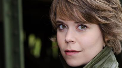 Bild: Rainer Bittermann/exb
Ruth Volpert singt beim Liedfestival in Nittenau.