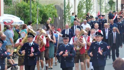 Bild: jml
Festzug zum 150-jährigen Bestehen der Feuerwehr Kohlberg.