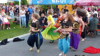 Bild: lgc
Wie in den vergangenen Jahren geben die Bauchtanzmädchen dem Bürgerfest einen bunten Rahmen