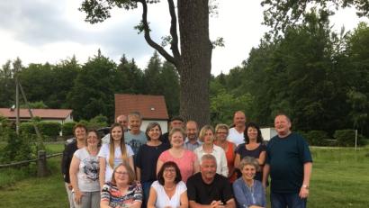 Bild: SOJ, Autor [SOJ] (JOSEFSOELLNER@T-ONLINE.DE)
Klassentreffen.