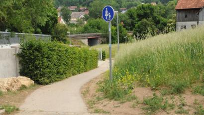 Bild: Gebhardt
Hier endet (noch) die gut ausgebaute Loderhofstraße. Wird die Lücke zur Unterführung geschlossen, ergibt sich eine neue Anbindung.