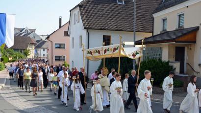 Bild: rfü
Fronleichnamsprozession in Kirchenthumbach