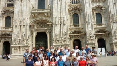 Bild: exb
Die Reisegruppe der Pfarrei St. Konrad ist vom Mailänder Dom beeindruckt.