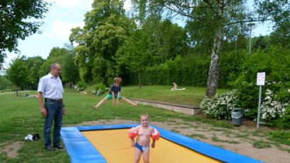 Bild: rn
Nach Schwimm- kommen Sprungübungen.