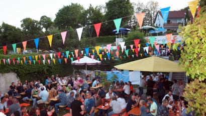 Bild: Hubert Söllner
Fullmoonparty im Freibad Rieden