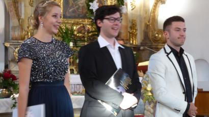 Bild: Konrad, Dominik [DKO] (dominik.konrad@oberpfalzmedien.de)
Schlussapplaus für Dommermuth, Ernst und Amann (von links)