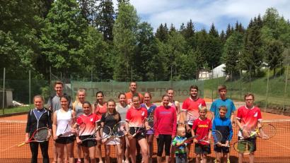 Bild: HÄ
Der Nachwuchs des Tirschenreuther Tennisclubs erlebte ein abwechslungsreiches Wochenende.