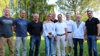Bild: fphs
Der neue Vorstand des TC Fichtelgebirge: Von links  Ingo Maurach, Michael Ruß, Joachim Fürbringer, Silke Wuttke, Robert Vit, Timmi Och, Bernd Lowies, Markus Meister und Vorsitzender Andreas Ebenburger.