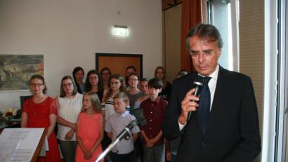 Bild: wro
Seine besondere Sympathie zur Oberpfalz bekundete Regierungspräsident Axel Bartelt, der gestand, dass er schon oft in Wiesau gewesen sei.