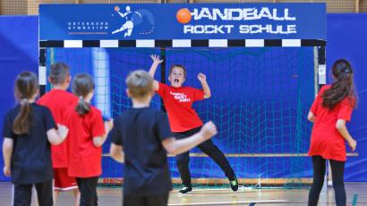 Bild: gud
Viel Spaß hatten die Viertklässler beim Handball-Grundschul-Turnier in Oberviechtach.