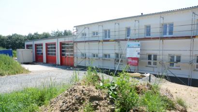 Bild: Schönberger, Gabi [gsb] (gabriele.schoenberger@oberpfalzmedien.de)
BRK-Heim und Rettungswache in Neustadt/WN.