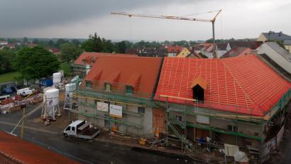 Bild: tr
Aus der Vogelperspektive lässt sich erahnen: Hier entsteht ein  grandioses Bauwerk.