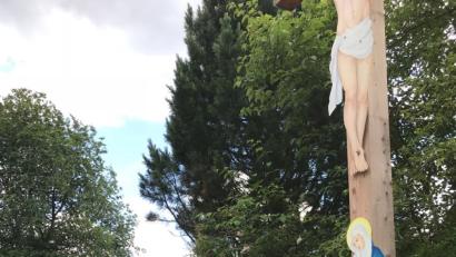 Bild: soj
Bild zeigt die Segnung durch Pfarrer Pater Anish George und Pfarrgemeindesratssprecher Hans Enders