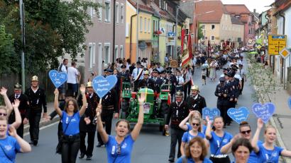 Bild: Harald Meierhöfer (mef)
Festzug in Floß