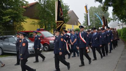 Foto: Werner Schmola
Haberländer Feuerwehr feiert Einweihung des neuen Feuerwehrhauses und des neuen Feuerwehrautos.