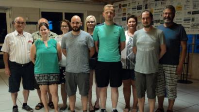 Bild: ksi
Abteilungsleiter der Sparte Kegeln für die nächsten drei Jahre ist Stefan Ostler (Vierter von rechts). Im Bild der neue Vorstand.