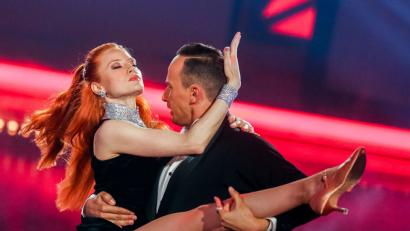 Bild: Rolf Vennenbernd, dpa
Barbara Meier und Profitänzer Sergiu Luca  im Finale der RTL-Tanzshow "Let's Dance".