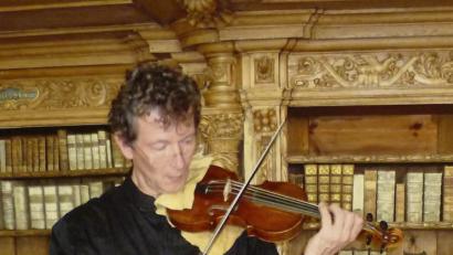 Bild: Reinhold Tietz
Ein hörenswertes „Barock Journal“ präsentiert Christoph Mayer beim Kammermusikkreis in Waldsassen.