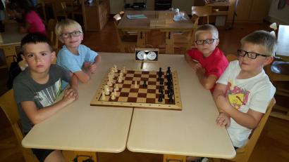 Bild: exb
Auch der Schachclub präsentierte sich beim Schulfest.