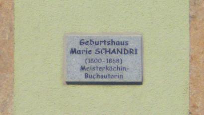 Bild: exb
Gedenktafel am Haus Nummer 105 (heute Marktplatz 25).