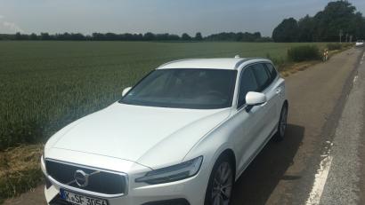 Bild: Michael Ascherl
Der Volvo V60 soll den Vorgänger ersetzen, aber auch Menschen ansprechen, die den nicht mehr angebotenen V 70 fahren.