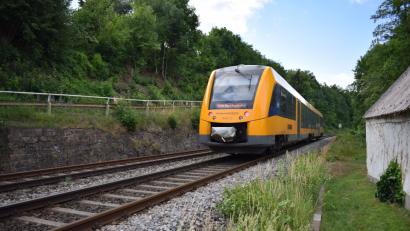 Bild: bnr
Die Stützmauer am Kellerweg muss mit hohen Kosten und unter schwierigen Bedingungen saniert werden.