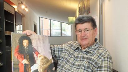 Bild: Harald Mohr
Museumsleiter Wilfried Neuber ist stolz, dass sein Museum auch in offiziellen Kalendern erwähnt wird.