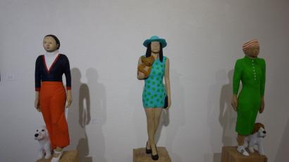 Bild: Susanne Wolke
Die Skulpturen Peter Hermanns sind griffig, bunt und aus Holz geschnitten. Das Kunstkabinett präsentiert derzeit Arbeiten des in Ludwigsburg lebenden Künstlers.