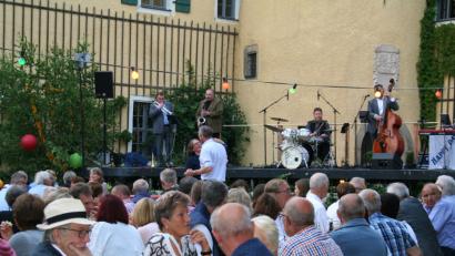 Bild: fpoz
„Happyday Swingtett“ lieferte die passende Musik.