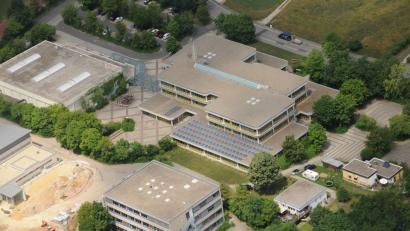 Bild: Gebhardt
Die Krötensee-Schule ist die zweitgrößte Mittelschule der Oberpfalz, sie erhält nun weiteren Zuwachs.