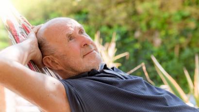 Bild: stock.adobe.com/detailblick-foto
Nicht immer nur an morgen oder gestern denken! Es macht glücklicher, im Hier und Jetzt zu leben.