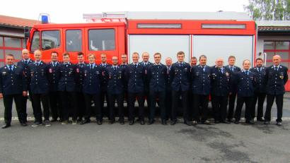 Bild: wro
19 Teilnehmer absolvierten vor dem Wiesauer Feuerwehrhaus ihre jeweiligen Leistungsabzeichen.