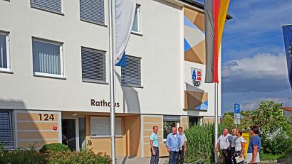 Bild: twi
Die Neugestaltung der Rathaus-Fassade empfanden die Markträte als gelungen.