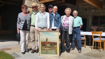 Bild: hev
Ein neues Kunstwerk findet den Weg ins Taubnschusterhaus.