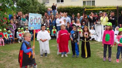 Bild: Staffe, Martin [MS] (martin.staffe@oberpfalzmedien.de)
Sommerfest im Kindergarten St. Martin Neustadt/WN ganz im Zeichen der 800-Jahr-Feier.