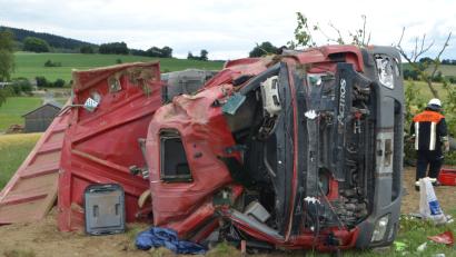 Bild: Elisabeth Dobmayer
Schwerer LKW-Unfall bei Waldthurn.