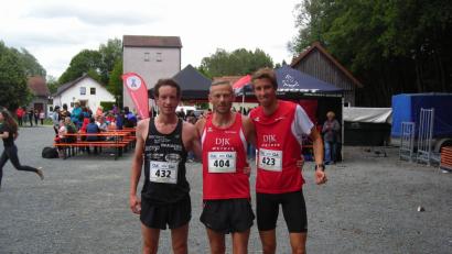 Bild: Eibauer, Hans [EIB] (eibauer@t-online.de)
Die drei schnellsten Herren in Schönsee (von links): Matthias Vlade, Andreas Hecht und Swen Arnold.